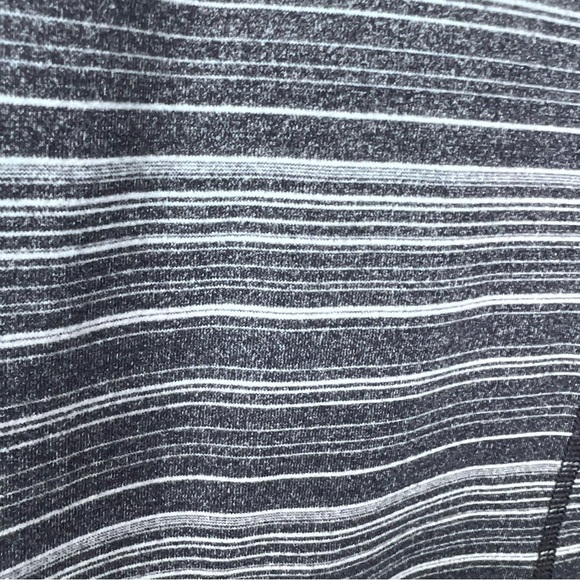 Lululemon In Stride Jacket - Striped Size 6 Activewear Sporty Yoga - Picture 9 of 10